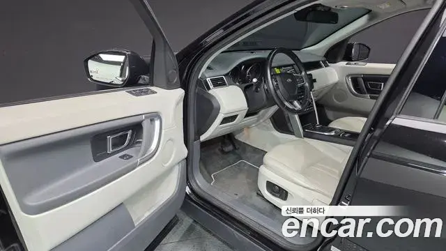 Land Rover Discovery Sport 2018 — Фото 10/20