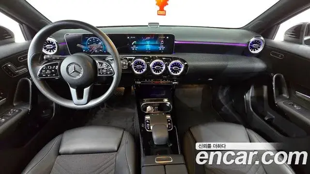 Mercedes-Benz A-Class 2019 — ფოტო 23/30