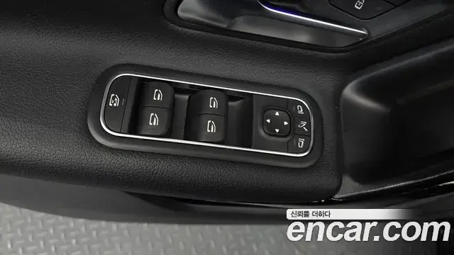 Mercedes-Benz A-Class 2019 — ფოტო 24/30