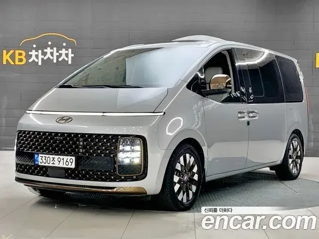 Hyundai Staria 2022 — Фото 10/20