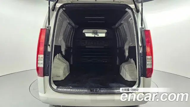 Hyundai Staria 2021 — Фото 20/20