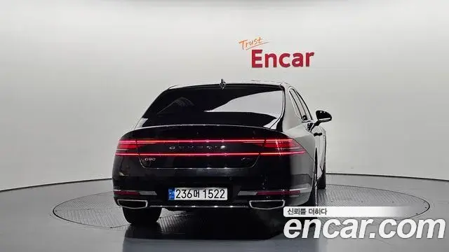 Genesis G90 2022 — Photo 28/34