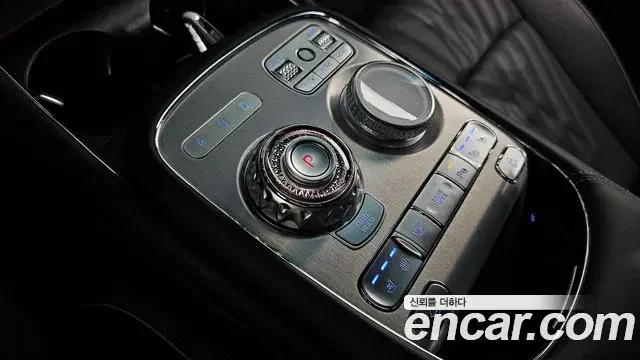Genesis G90 2022 — Photo 4/34
