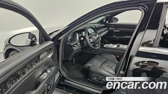 Genesis G90 2022 — Photo 30/34