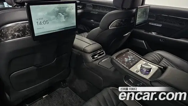 Genesis G90 2022 — Photo 26/34