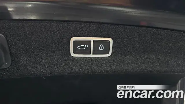 Genesis G90 2022 — Photo 3/34