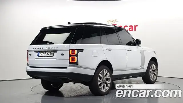 Land Rover Range Rover 2022 — Photo 3/20