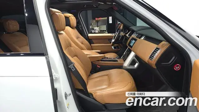 Land Rover Range Rover 2022 — Photo 11/20