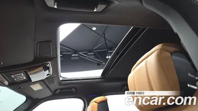 Land Rover Range Rover 2022 — Photo 12/20