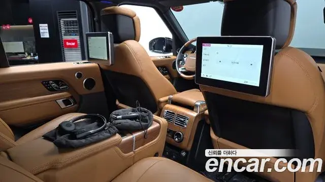 Land Rover Range Rover 2022 — Photo 9/20