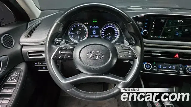 Hyundai Sonata 2021 — Photo 13/20