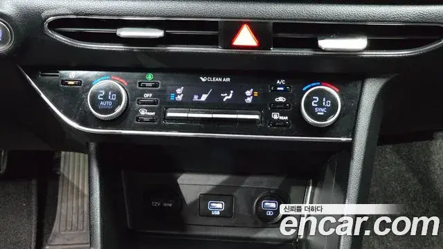 Hyundai Sonata 2021 — Photo 18/20