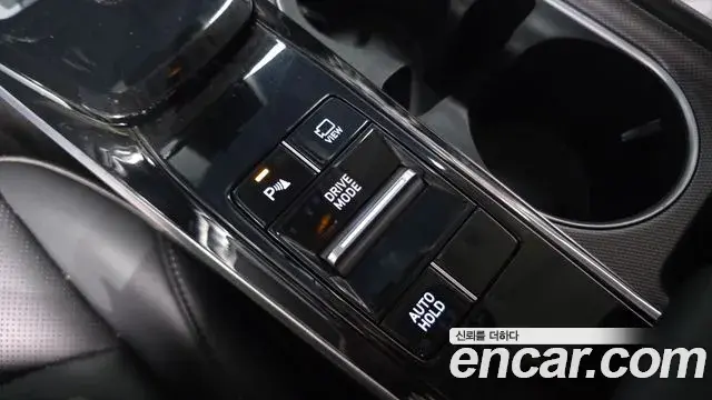 Hyundai Sonata 2021 — Photo 19/20
