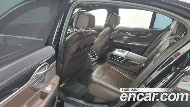 BMW 7 Series 2020 — Şəkil 16/20