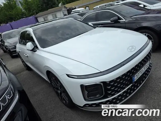 Hyundai Grandeur Hybrid 2023 — ფოტო 3/20