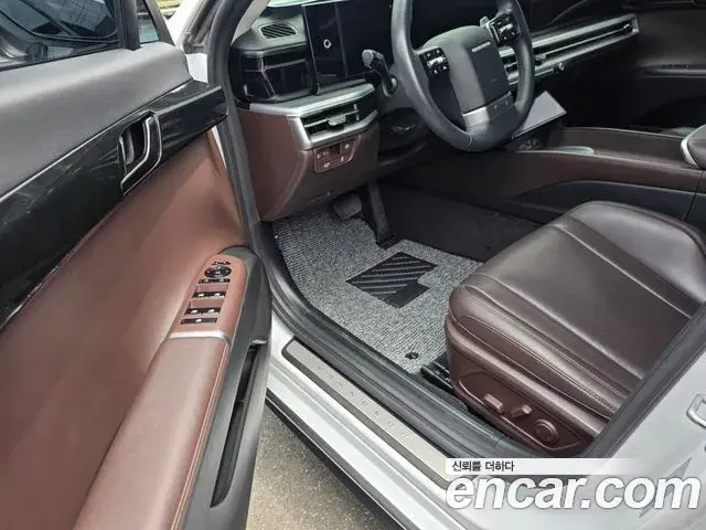 Hyundai Grandeur Hybrid 2023 — ფოტო 19/20