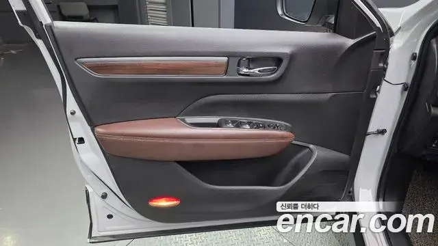 Renault Samsung QM6 2020 — ფოტო 20/32