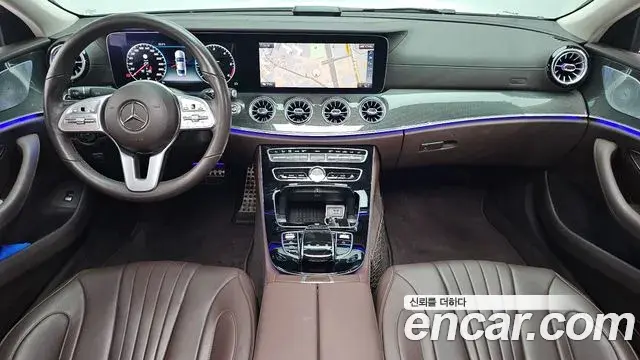 Mercedes-Benz CLS-Class 2019 — Photo 17/35