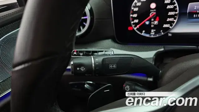Mercedes-Benz CLS-Class 2019 — Photo 28/35