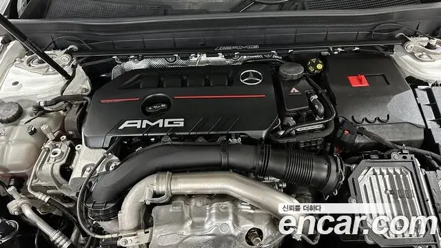 Mercedes-Benz GLB-Class 2025 — Фото 5/20