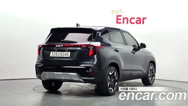 Kia Seltos 2025 — ფოტო 27/32