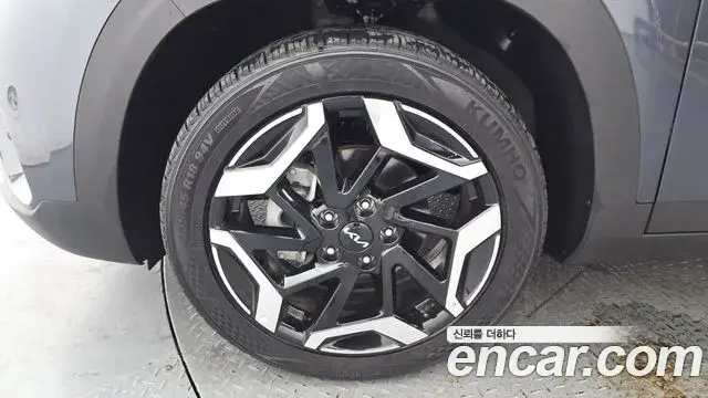 Kia Seltos 2025 — ფოტო 10/32