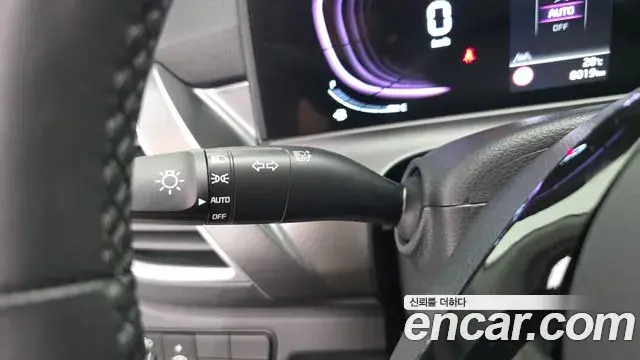 Kia Seltos 2025 — ფოტო 32/32