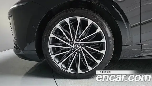 Hyundai Grandeur Hybrid 2023 — Şəkil 15/20