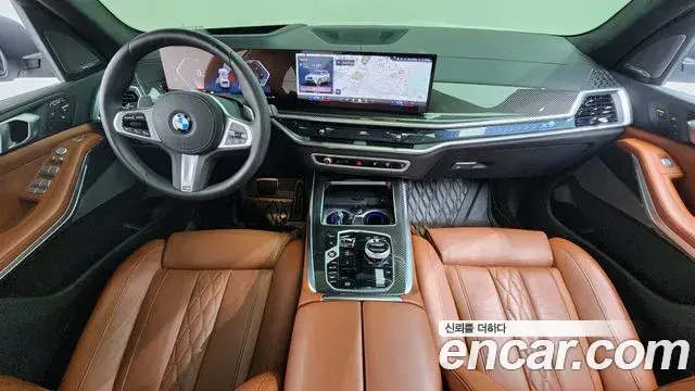BMW X7 2025 — Photo 1/36
