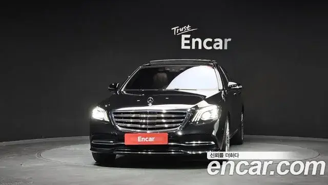 Mercedes-Benz S-Class 2018 — ფოტო 17/20