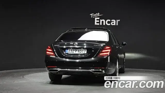 Mercedes-Benz S-Class 2018 — ფოტო 19/20