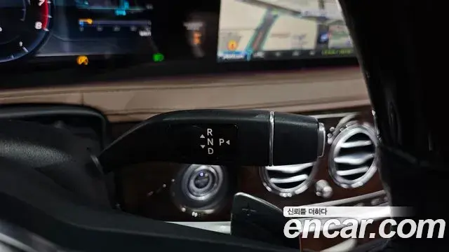 Mercedes-Benz S-Class 2018 — ფოტო 18/20