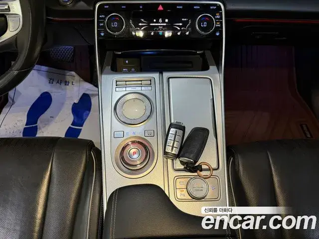 Genesis GV80 2020 — Şəkil 15/20