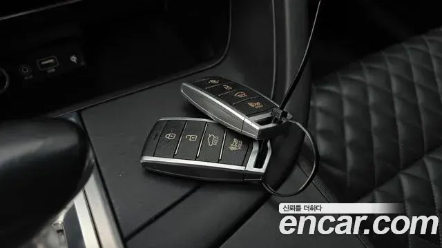 Genesis G70 2018 — Photo 24/35