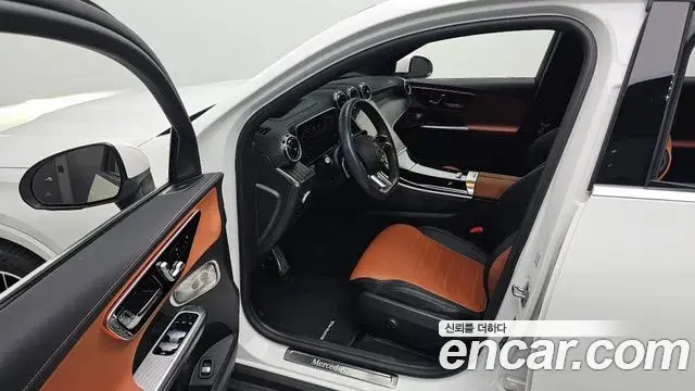 Mercedes-Benz GLC-Class 2024 — Фото 10/20