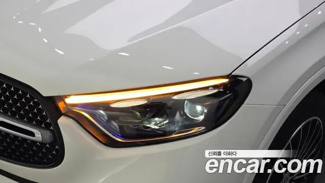 Mercedes-Benz GLC-Class 2024 — ფოტო 14/35