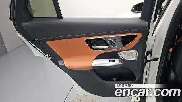 Mercedes-Benz GLC-Class 2024 — ფოტო 5/35