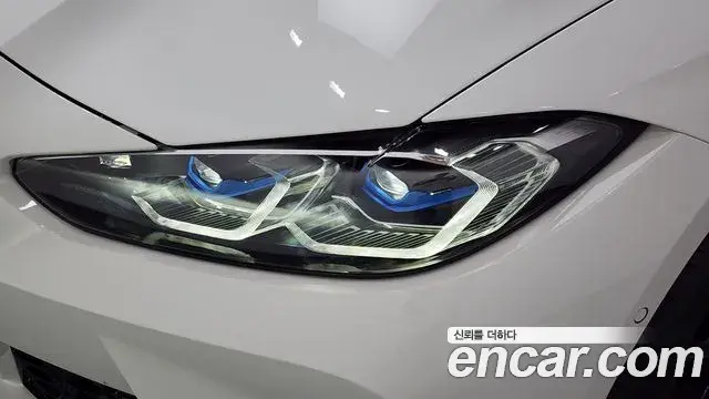 BMW M4 2023 — Şəkil 4/33