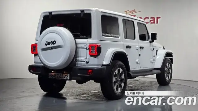 Jeep Wrangler 2019 — ფოტო 19/31