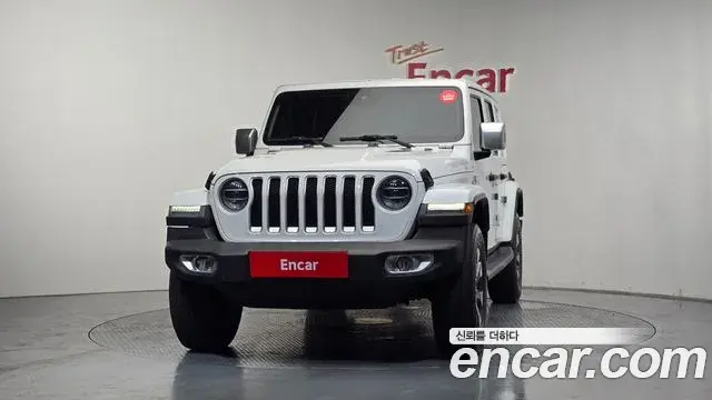 Jeep Wrangler 2019 — ფოტო 23/31
