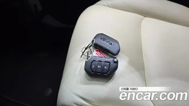 Jeep Wrangler 2019 — ფოტო 8/31