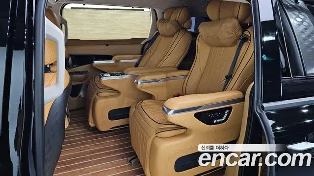 Kia Carnival 2024 — Фото 11/20