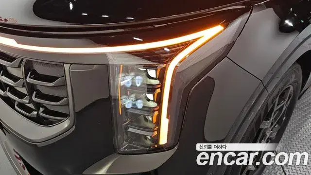 Kia Carnival 2024 — Photo 17/32