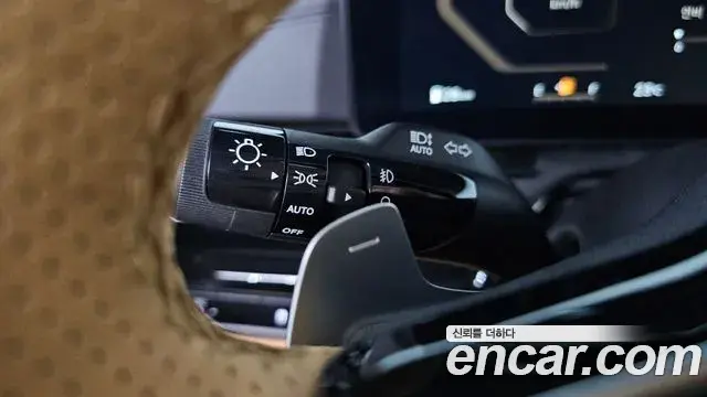 Kia Carnival 2024 — Photo 29/32