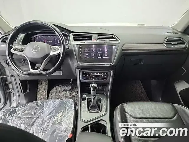 Volkswagen Tiguan Allspace 2022 — Photo 5/20