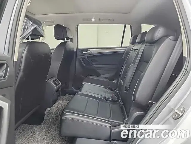 Volkswagen Tiguan Allspace 2022 — Photo 12/20