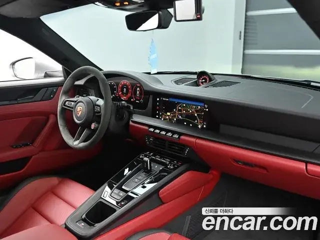 Porsche 911 2025 — Şəkil 9/20