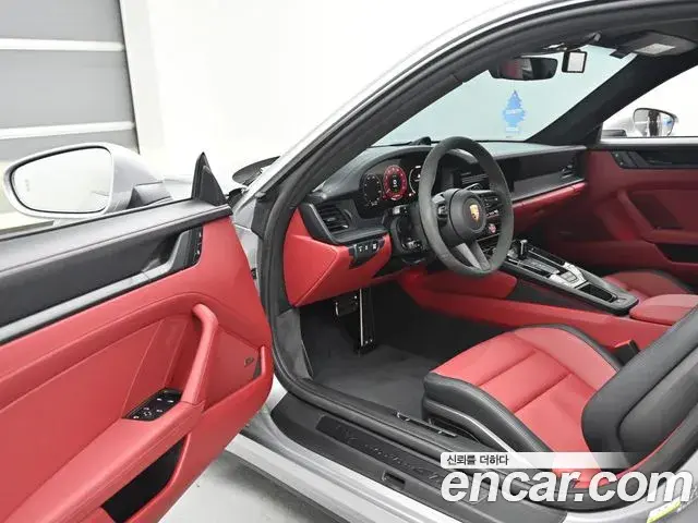 Porsche 911 2025 — Şəkil 18/20