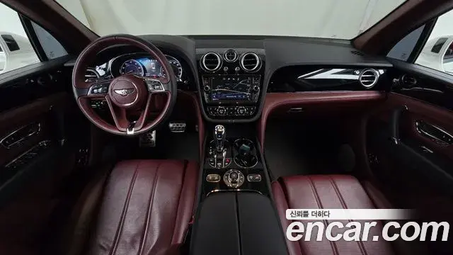 Bentley Bentayga 2020 — Photo 13/20