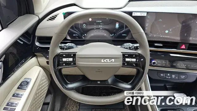Kia Carnival 2025 — Photo 22/33